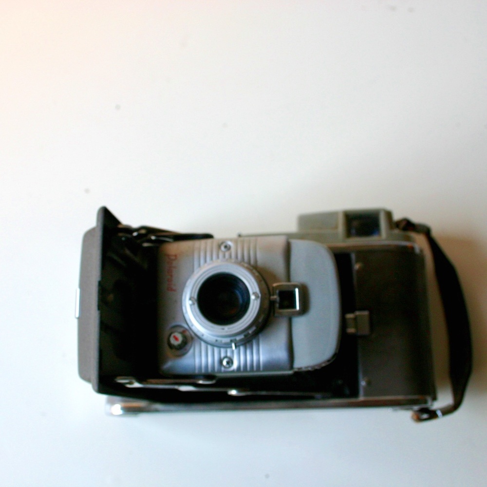 Polaroid Model 80 Highlander Land Camera